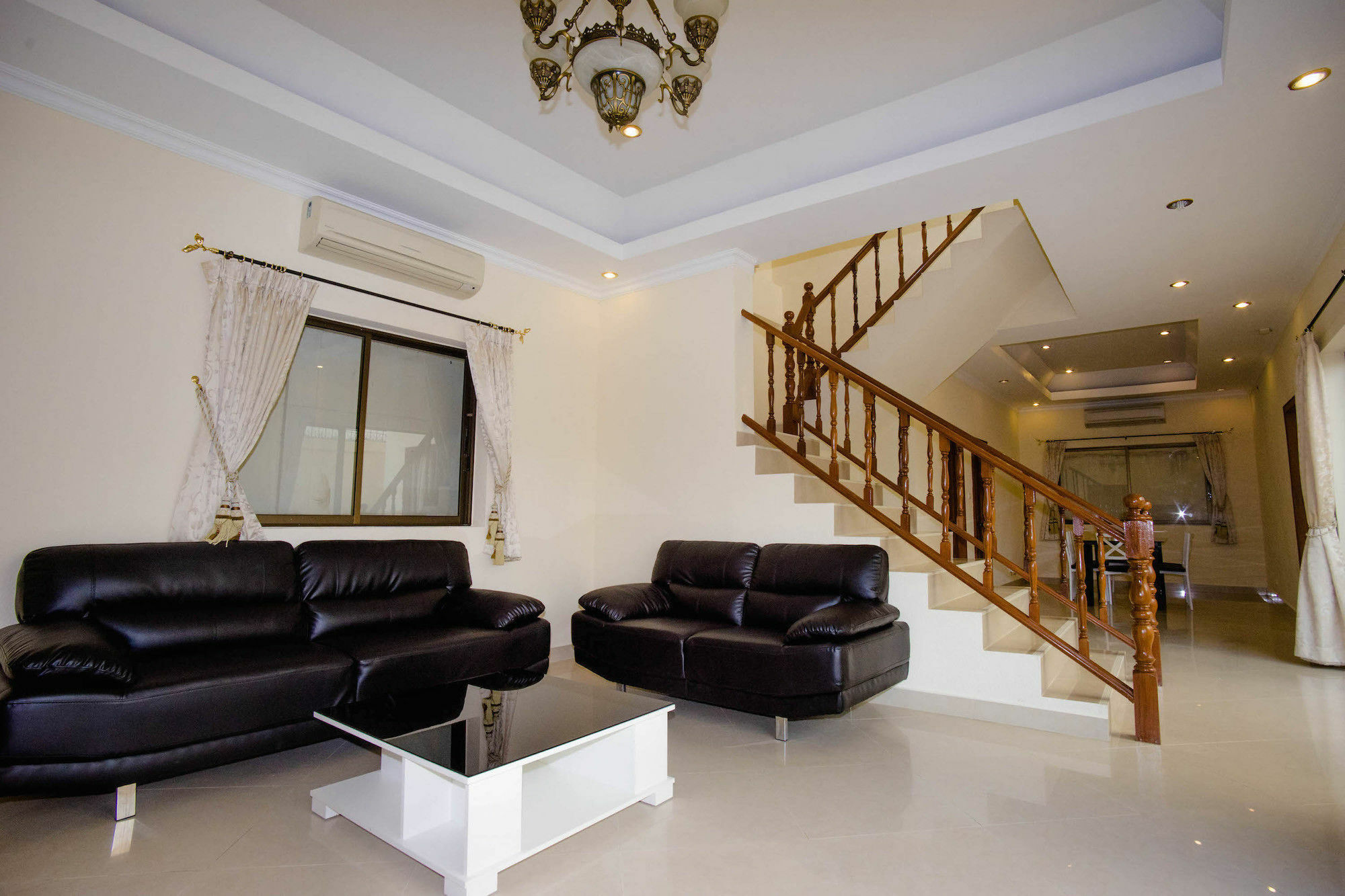 Pattaya Holiday Villas Bang Lamung Exterior photo